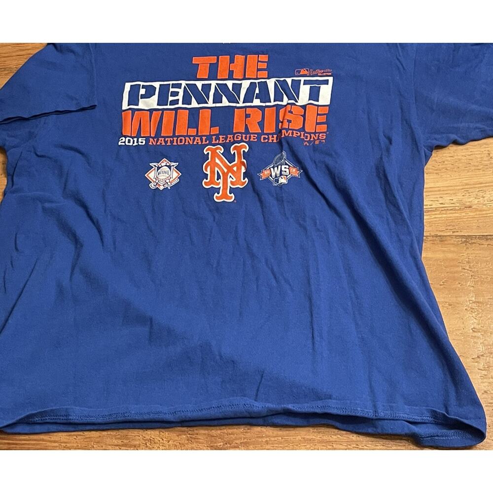 New York Mets "The Pennant Will Rise 2015 N L Champs" Men's L Majestic T Shirt